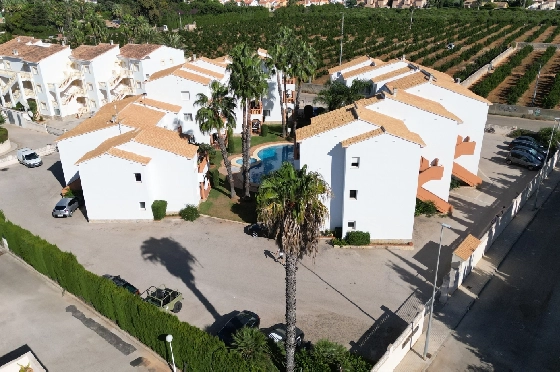 Reihenhaus in Denia(Las Marinas) zur Ferienvermietung, Woongedeelte 98 m², Bouwjaar 2001, Zustand gepflegt, + KLIMA, Klimaanlage, 2 Slaapkamers, 2 Badkamers, Pool, ref.: T-0222-24