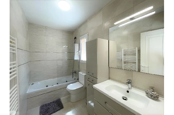 Villa in Denia zur Ferienvermietung, Woongedeelte 80 m², Bouwjaar 1994, Zustand gepflegt, + KLIMA, Klimaanlage, 2 Slaapkamers, 2 Badkamers, Pool, ref.: T-0322-11