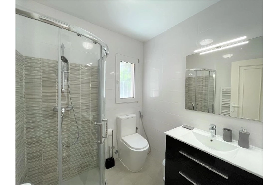 Villa in Denia zur Ferienvermietung, Woongedeelte 80 m², Bouwjaar 1994, Zustand gepflegt, + KLIMA, Klimaanlage, 2 Slaapkamers, 2 Badkamers, Pool, ref.: T-0322-12