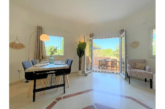 Villa in Denia zur Ferienvermietung, Woongedeelte 80 m², Bouwjaar 1994, Zustand gepflegt, + KLIMA, Klimaanlage, 2 Slaapkamers, 2 Badkamers, Pool, ref.: T-0322-5