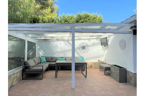 Villa in Denia(Montgo) zur Ferienvermietung, Woongedeelte 220 m², Bouwjaar 1997, Zustand gepflegt, + Zentralheizung, Klimaanlage, Grondstuk 915 m², 3 Slaapkamers, 3 Badkamers, Pool, ref.: T-0422-10