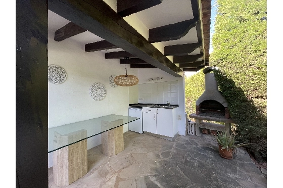 Villa in Denia(Montgo) zur Ferienvermietung, Woongedeelte 220 m², Bouwjaar 1997, Zustand gepflegt, + Zentralheizung, Klimaanlage, Grondstuk 915 m², 3 Slaapkamers, 3 Badkamers, Pool, ref.: T-0422-11