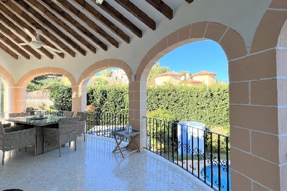 Villa in Denia(Montgo) zur Ferienvermietung, Woongedeelte 220 m², Bouwjaar 1997, Zustand gepflegt, + Zentralheizung, Klimaanlage, Grondstuk 915 m², 3 Slaapkamers, 3 Badkamers, Pool, ref.: T-0422-12