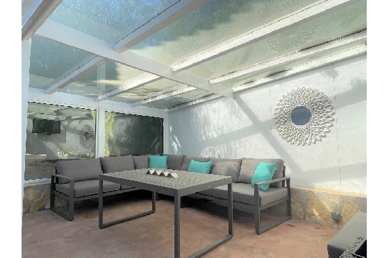 Villa in Denia(Montgo) zur Ferienvermietung, Woongedeelte 220 m², Bouwjaar 1997, Zustand gepflegt, + Zentralheizung, Klimaanlage, Grondstuk 915 m², 3 Slaapkamers, 3 Badkamers, Pool, ref.: T-0422-9