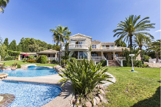 Villa in Benissa zu verkaufen, Woongedeelte 700 m², Bouwjaar 1975, + Zentralheizung, Klimaanlage, Grondstuk 7096 m², 7 Slaapkamers, 4 Badkamers, Pool, ref.: BI-BE.H-861-1