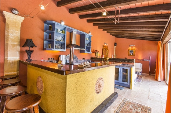 Villa in Benissa zu verkaufen, Woongedeelte 700 m², Bouwjaar 1975, + Zentralheizung, Klimaanlage, Grondstuk 7096 m², 7 Slaapkamers, 4 Badkamers, Pool, ref.: BI-BE.H-861-47