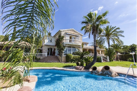 Villa in Benissa zu verkaufen, Woongedeelte 700 m², Bouwjaar 1975, + Zentralheizung, Klimaanlage, Grondstuk 7096 m², 7 Slaapkamers, 4 Badkamers, Pool, ref.: BI-BE.H-861-50