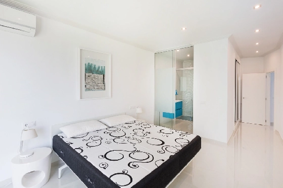 Villa in Benissa zu verkaufen, Woongedeelte 544 m², Bouwjaar 2017, + Fussbodenheizung, Klimaanlage, Grondstuk 1792 m², 5 Slaapkamers, 6 Badkamers, Pool, ref.: HG-3517-8