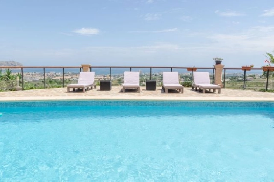 Villa in Javea zu verkaufen, Woongedeelte 256 m², + Fussbodenheizung, Klimaanlage, Grondstuk 1045 m², 8 Slaapkamers, 5 Badkamers, Pool, ref.: NL-NLD1236-3