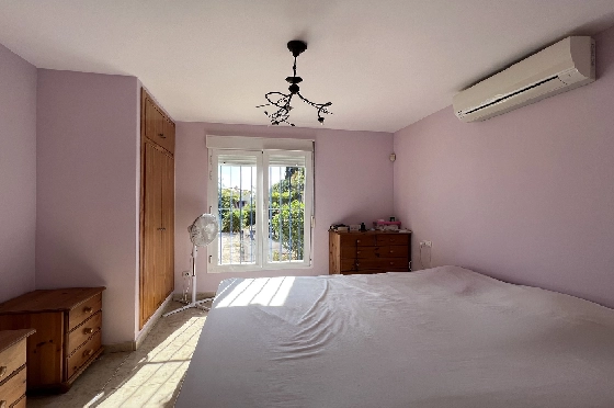 Villa in Pedreguer(Monte Solana) zu verkaufen, Woongedeelte 239 m², Bouwjaar 2005, + KLIMA, Klimaanlage, Grondstuk 873 m², 3 Slaapkamers, 3 Badkamers, Pool, ref.: SB-2222-12