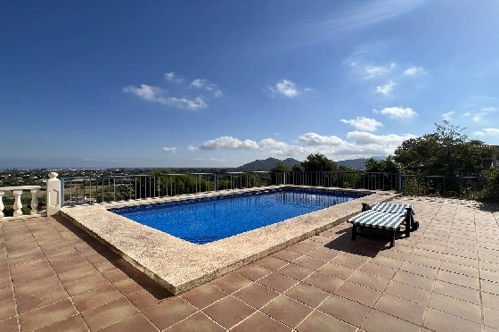 Villa in Pedreguer(Monte Solana) zu verkaufen, Woongedeelte 239 m², Bouwjaar 2005, + KLIMA, Klimaanlage, Grondstuk 873 m², 3 Slaapkamers, 3 Badkamers, Pool, ref.: SB-2222-25