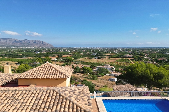 Villa in Pedreguer(Monte Solana) zu verkaufen, Woongedeelte 239 m², Bouwjaar 2005, + KLIMA, Klimaanlage, Grondstuk 873 m², 3 Slaapkamers, 3 Badkamers, Pool, ref.: SB-2222-4