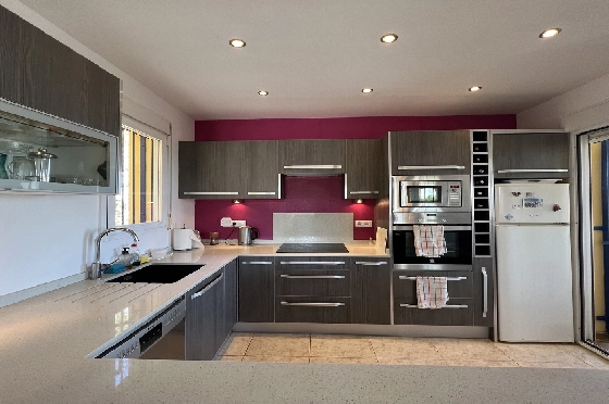 Villa in Pedreguer(Monte Solana) zu verkaufen, Woongedeelte 239 m², Bouwjaar 2005, + KLIMA, Klimaanlage, Grondstuk 873 m², 3 Slaapkamers, 3 Badkamers, Pool, ref.: SB-2222-8