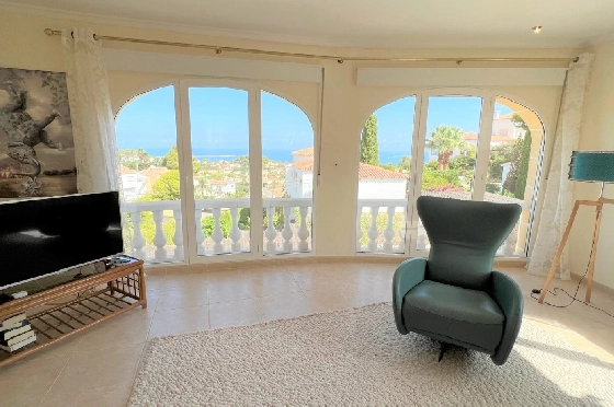 Villa in Denia(Les Galeretes) zur Ferienvermietung, Woongedeelte 215 m², Bouwjaar 1980, Zustand gepflegt, + Zentralheizung, Klimaanlage, Grondstuk 800 m², 3 Slaapkamers, 2 Badkamers, Pool, ref.: T-0822-13