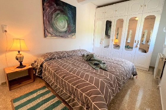 Villa in Denia(Les Galeretes) zur Ferienvermietung, Woongedeelte 215 m², Bouwjaar 1980, Zustand gepflegt, + Zentralheizung, Klimaanlage, Grondstuk 800 m², 3 Slaapkamers, 2 Badkamers, Pool, ref.: T-0822-15
