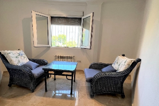 Villa in Denia(Les Galeretes) zur Ferienvermietung, Woongedeelte 215 m², Bouwjaar 1980, Zustand gepflegt, + Zentralheizung, Klimaanlage, Grondstuk 800 m², 3 Slaapkamers, 2 Badkamers, Pool, ref.: T-0822-20