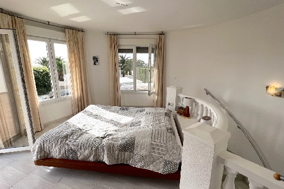 Villa in Javea zu verkaufen, Woongedeelte 180 m², Bouwjaar 1991, Zustand gepflegt, + Zentralheizung, Klimaanlage, Grondstuk 1013 m², 3 Slaapkamers, 2 Badkamers, Pool, ref.: AS-4222-20
