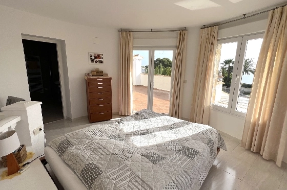 Villa in Javea zu verkaufen, Woongedeelte 180 m², Bouwjaar 1991, Zustand gepflegt, + Zentralheizung, Klimaanlage, Grondstuk 1013 m², 3 Slaapkamers, 2 Badkamers, Pool, ref.: AS-4222-21