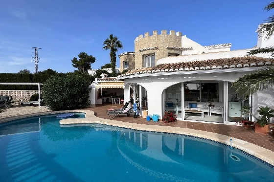 Villa in Javea zu verkaufen, Woongedeelte 180 m², Bouwjaar 1991, Zustand gepflegt, + Zentralheizung, Klimaanlage, Grondstuk 1013 m², 3 Slaapkamers, 2 Badkamers, Pool, ref.: AS-4222-27