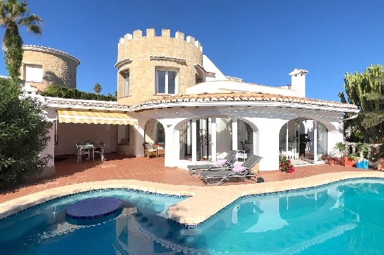 Villa in Javea zu verkaufen, Woongedeelte 180 m², Bouwjaar 1991, Zustand gepflegt, + Zentralheizung, Klimaanlage, Grondstuk 1013 m², 3 Slaapkamers, 2 Badkamers, Pool, ref.: AS-4222-3