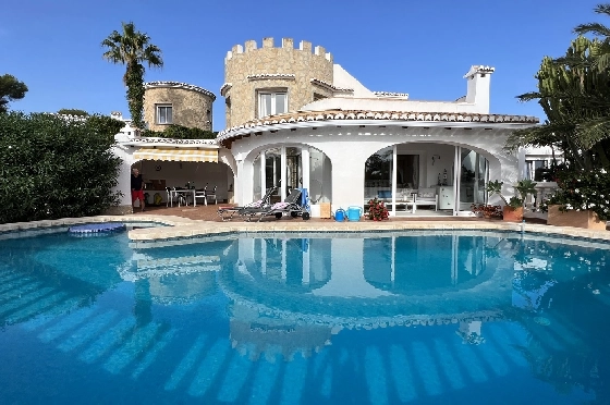 Villa in Javea zu verkaufen, Woongedeelte 180 m², Bouwjaar 1991, Zustand gepflegt, + Zentralheizung, Klimaanlage, Grondstuk 1013 m², 3 Slaapkamers, 2 Badkamers, Pool, ref.: AS-4222-8
