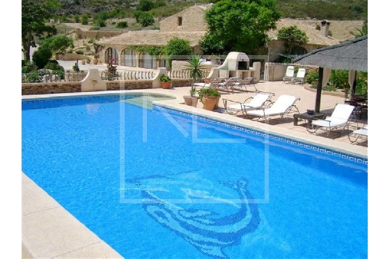 Villa in Benissa zu verkaufen, Woongedeelte 600 m², Bouwjaar 1900, Klimaanlage, Grondstuk 25000 m², 8 Slaapkamers, 9 Badkamers, Pool, ref.: NL-NLD1401-11