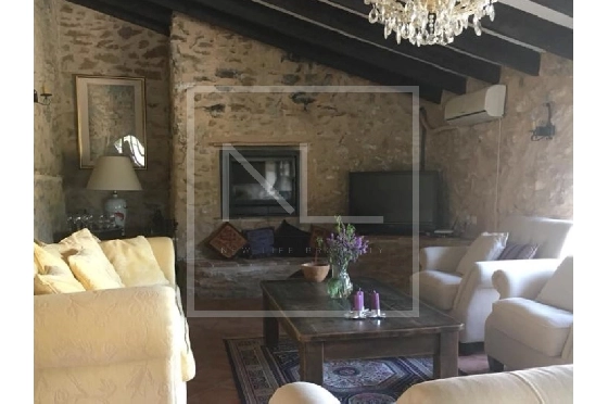 Villa in Benissa zu verkaufen, Woongedeelte 600 m², Bouwjaar 1900, Klimaanlage, Grondstuk 25000 m², 8 Slaapkamers, 9 Badkamers, Pool, ref.: NL-NLD1401-8