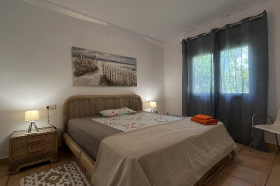 Villa in Els Poblets zur Ferienvermietung, Woongedeelte 134 m², Bouwjaar 2001, Zustand gepflegt, + KLIMA, Klimaanlage, Grondstuk 413 m², 2 Slaapkamers, 2 Badkamers, Pool, ref.: T-0523-8