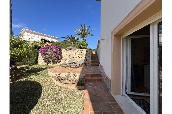 Villa in Denia zur Ferienvermietung, Woongedeelte 133 m², Bouwjaar 1999, Zustand gepflegt, + Fussbodenheizung, Klimaanlage, Grondstuk 585 m², 3 Slaapkamers, 3 Badkamers, Pool, ref.: T-1023-17