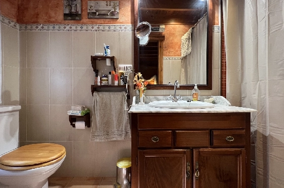Finca in Orba zu verkaufen, Woongedeelte 300 m², Bouwjaar 2000, + Ofen, Grondstuk 17241 m², 4 Slaapkamers, 2 Badkamers, Pool, ref.: SB-2423-25