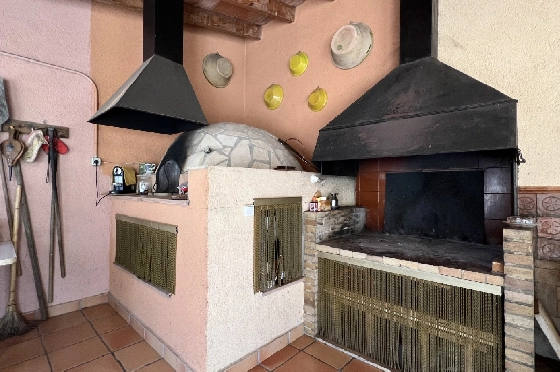 Finca in Orba zu verkaufen, Woongedeelte 300 m², Bouwjaar 2000, + Ofen, Grondstuk 17241 m², 4 Slaapkamers, 2 Badkamers, Pool, ref.: SB-2423-28