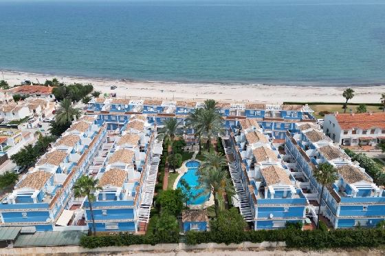Reihenhaus in Els Poblets zu verkaufen, Woongedeelte 132 m², Bouwjaar 2002, Klimaanlage, 2 Slaapkamers, 2 Badkamers, Pool, ref.: JS-1323-1