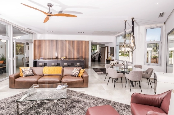 Villa in Moraira(Pla del Mar) zu verkaufen, Woongedeelte 283 m², Bouwjaar 1975, Klimaanlage, Grondstuk 840 m², 4 Slaapkamers, 4 Badkamers, Pool, ref.: NL-NLD1475-10