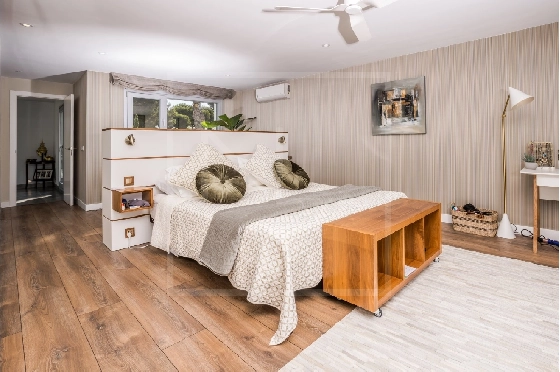Villa in Moraira(Pla del Mar) zu verkaufen, Woongedeelte 283 m², Bouwjaar 1975, Klimaanlage, Grondstuk 840 m², 4 Slaapkamers, 4 Badkamers, Pool, ref.: NL-NLD1475-18