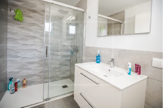 Villa in Moraira(Pla del Mar) zu verkaufen, Woongedeelte 283 m², Bouwjaar 1975, Klimaanlage, Grondstuk 840 m², 4 Slaapkamers, 4 Badkamers, Pool, ref.: NL-NLD1475-26