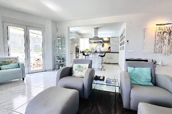 Villa in Denia(Marquesa 6) zu verkaufen, Woongedeelte 227 m², Bouwjaar 1995, Zustand modernisiert, + Zentralheizung, Klimaanlage, Grondstuk 913 m², 3 Slaapkamers, 2 Badkamers, Pool, ref.: AS-2423-22
