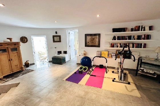 Villa in Denia(Marquesa 6) zu verkaufen, Woongedeelte 227 m², Bouwjaar 1995, Zustand modernisiert, + Zentralheizung, Klimaanlage, Grondstuk 913 m², 3 Slaapkamers, 2 Badkamers, Pool, ref.: AS-2423-40