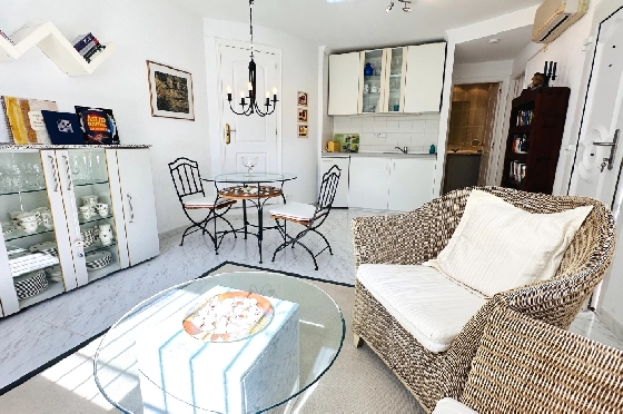 Villa in Denia(Marquesa 6) zu verkaufen, Woongedeelte 227 m², Bouwjaar 1995, Zustand modernisiert, + Zentralheizung, Klimaanlage, Grondstuk 913 m², 3 Slaapkamers, 2 Badkamers, Pool, ref.: AS-2423-46