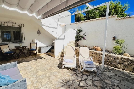 Villa in Denia(Marquesa 6) zu verkaufen, Woongedeelte 227 m², Bouwjaar 1995, Zustand modernisiert, + Zentralheizung, Klimaanlage, Grondstuk 913 m², 3 Slaapkamers, 2 Badkamers, Pool, ref.: AS-2423-51