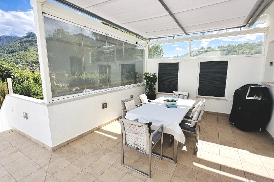 Villa in Denia(Marquesa 6) zu verkaufen, Woongedeelte 227 m², Bouwjaar 1995, Zustand modernisiert, + Zentralheizung, Klimaanlage, Grondstuk 913 m², 3 Slaapkamers, 2 Badkamers, Pool, ref.: AS-2423-52