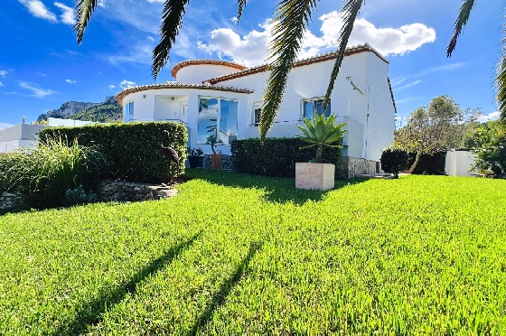 Villa in Denia(Marquesa 6) zu verkaufen, Woongedeelte 227 m², Bouwjaar 1995, Zustand modernisiert, + Zentralheizung, Klimaanlage, Grondstuk 913 m², 3 Slaapkamers, 2 Badkamers, Pool, ref.: AS-2423-59