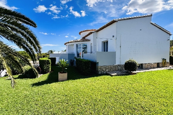 Villa in Denia(Marquesa 6) zu verkaufen, Woongedeelte 227 m², Bouwjaar 1995, Zustand modernisiert, + Zentralheizung, Klimaanlage, Grondstuk 913 m², 3 Slaapkamers, 2 Badkamers, Pool, ref.: AS-2423-62