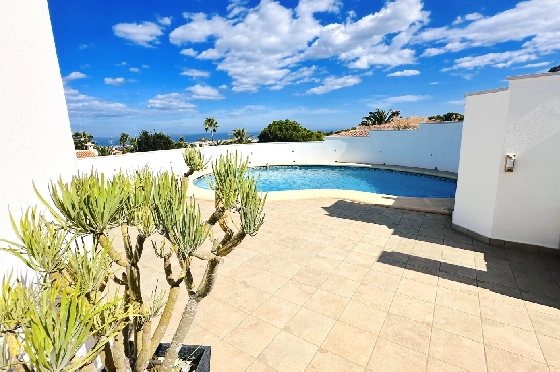 Villa in Denia(Marquesa 6) zu verkaufen, Woongedeelte 227 m², Bouwjaar 1995, Zustand modernisiert, + Zentralheizung, Klimaanlage, Grondstuk 913 m², 3 Slaapkamers, 2 Badkamers, Pool, ref.: AS-2423-9