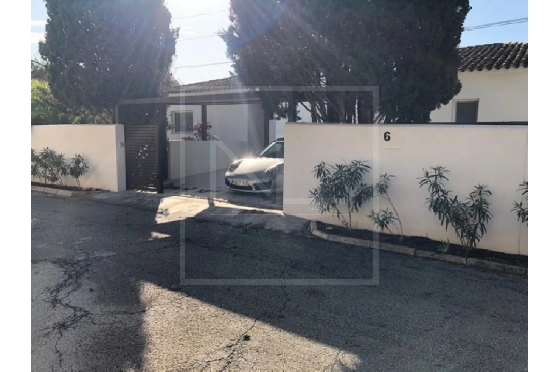 Villa in Moraira zu verkaufen, Woongedeelte 357 m², Klimaanlage, Grondstuk 804 m², 4 Slaapkamers, 4 Badkamers, Pool, ref.: NL-NL1426-18