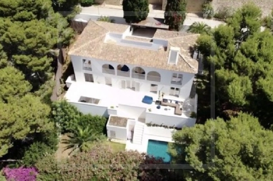 Villa in Moraira zu verkaufen, Woongedeelte 357 m², Klimaanlage, Grondstuk 804 m², 4 Slaapkamers, 4 Badkamers, Pool, ref.: NL-NL1426-2