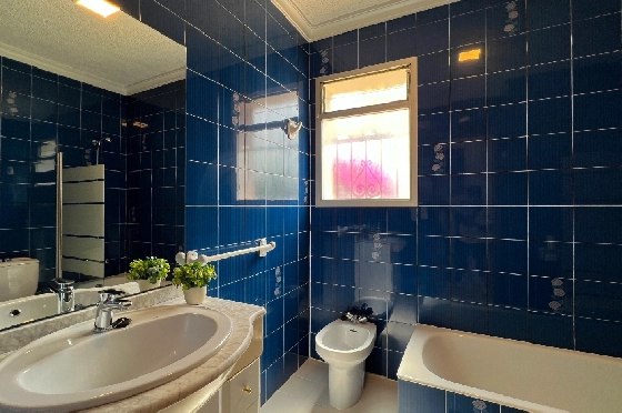 Villa in Benidoleig zur Ferienvermietung, Woongedeelte 180 m², Bouwjaar 1989, + KLIMA, Klimaanlage, Grondstuk 653 m², 3 Slaapkamers, 2 Badkamers, Pool, ref.: T-0923-10