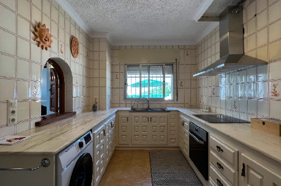 Villa in Benidoleig zur Ferienvermietung, Woongedeelte 180 m², Bouwjaar 1989, + KLIMA, Klimaanlage, Grondstuk 653 m², 3 Slaapkamers, 2 Badkamers, Pool, ref.: T-0923-6