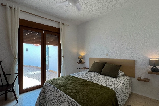 Villa in Benidoleig zur Ferienvermietung, Woongedeelte 180 m², Bouwjaar 1989, + KLIMA, Klimaanlage, Grondstuk 653 m², 3 Slaapkamers, 2 Badkamers, Pool, ref.: T-0923-9