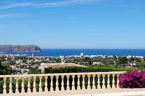 Villa in Javea zu verkaufen, Woongedeelte 600 m², Klimaanlage, Grondstuk 2407 m², 5 Slaapkamers, 5 Badkamers, Pool, ref.: BS-8172071-16