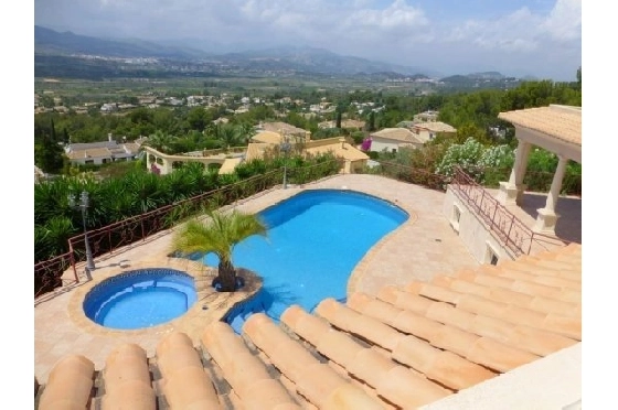 Villa in Javea zu verkaufen, Woongedeelte 685 m², Klimaanlage, Grondstuk 2397 m², 5 Slaapkamers, 5 Badkamers, Pool, ref.: BS-3974726-2